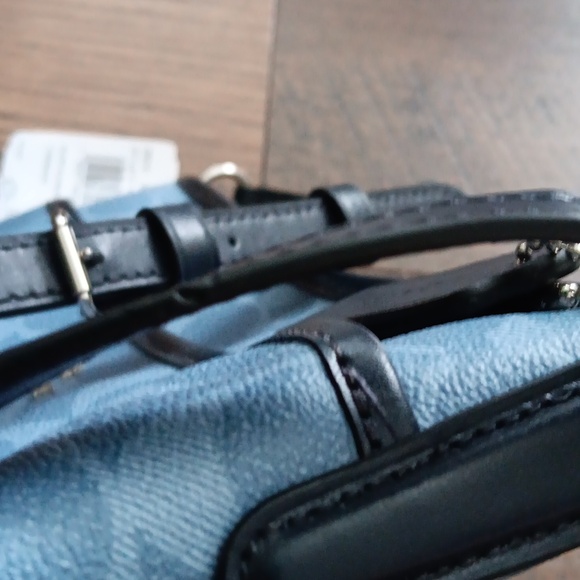 NWT Coach Crossbody - Picture 12 of 12